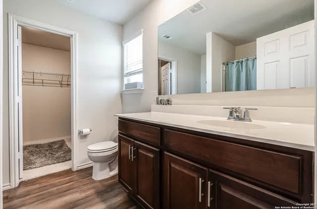 $1,675 | 519 Wild Olive Way, San Antonio, TX 78220