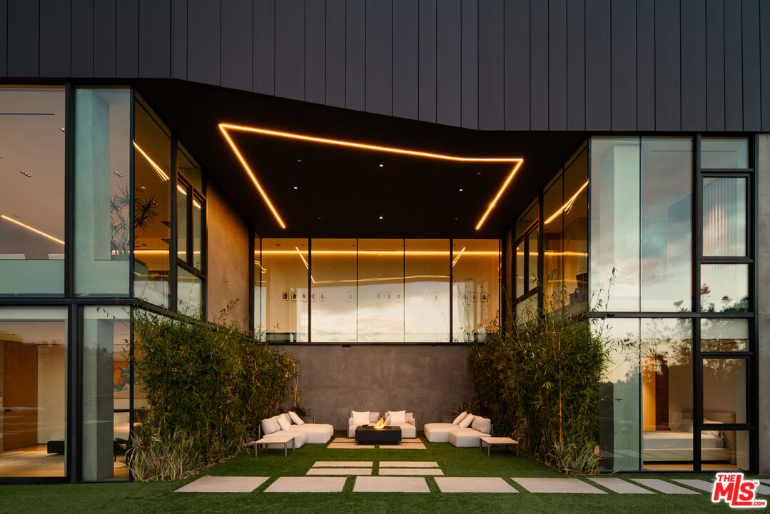 1853 Bel Air Road Los Angeles, CA 90077 - Photo 16 of 54