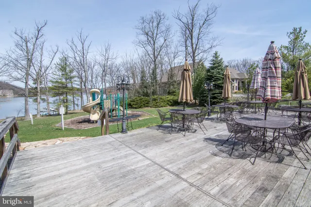 $260,000 | 565 Glendale Road, Unit 103B, Oakland, MD 21550