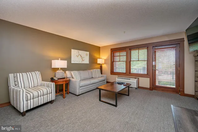 $260,000 | 565 Glendale Road, Unit 103B, Oakland, MD 21550