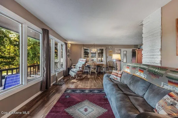 $779,000 | 20355 Highway 2, Sandpoint, ID 83864