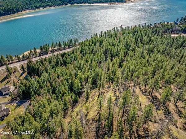 $779,000 | 20355 Highway 2, Sandpoint, ID 83864