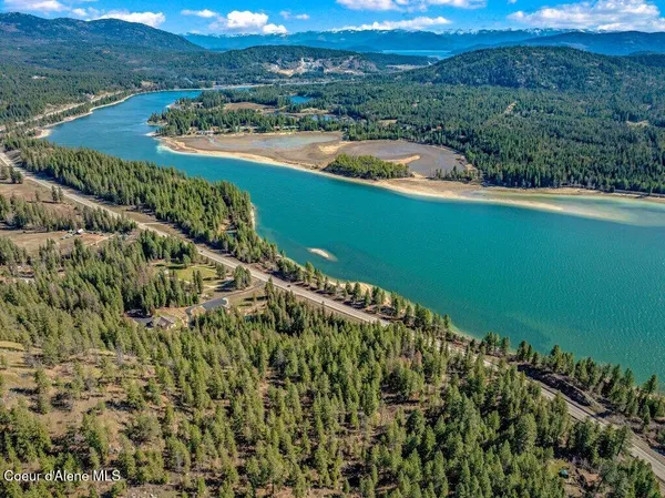 $779,000 | 20355 Highway 2, Sandpoint, ID 83864