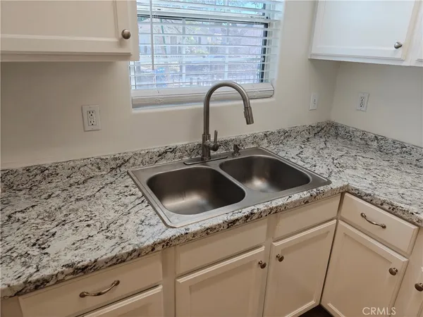 $695,000 | 2439 East 15th Street, Long Beach, CA 90804