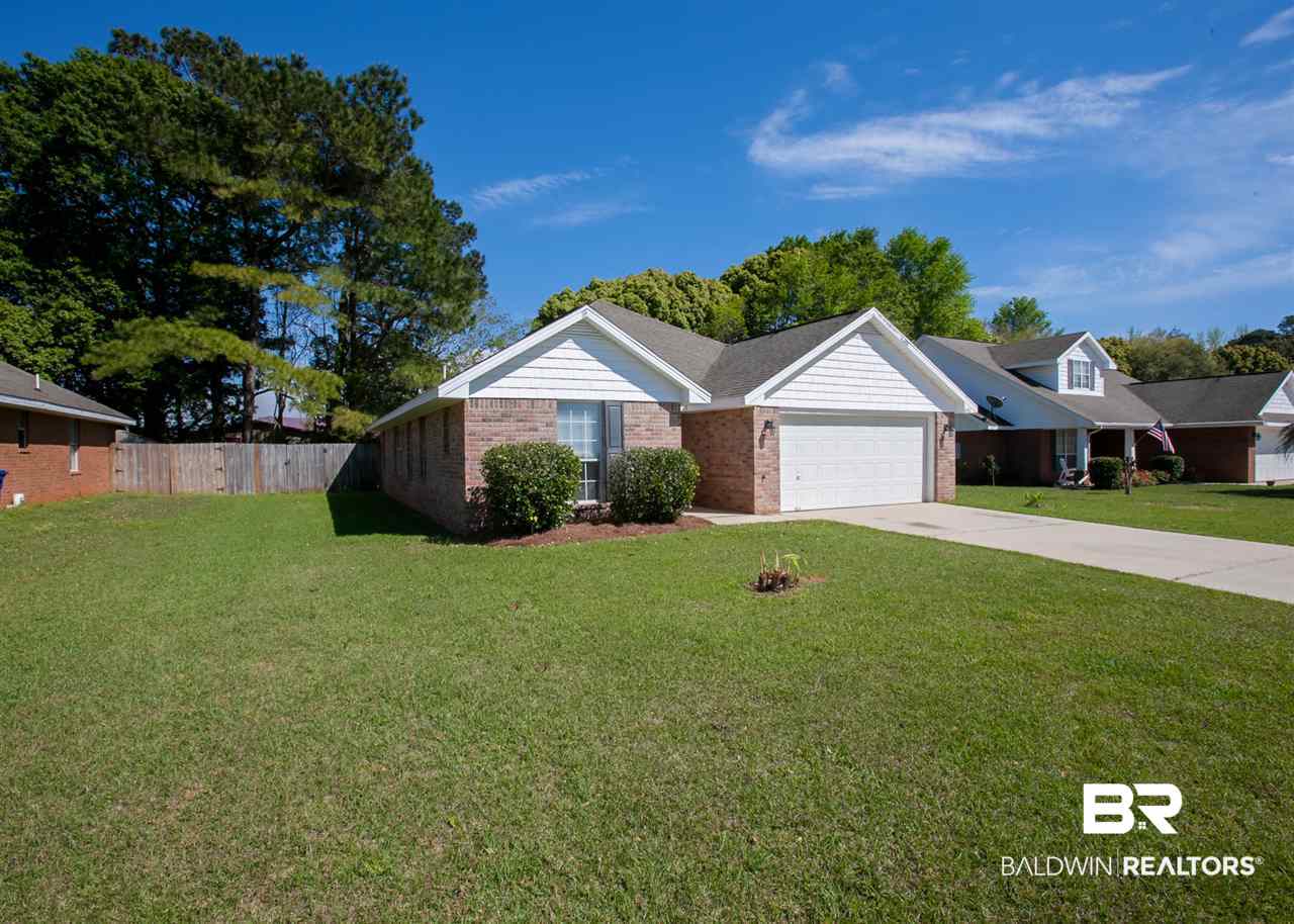 8942 Shoenight Circle Foley, AL 36535 - Photo 3 of 31