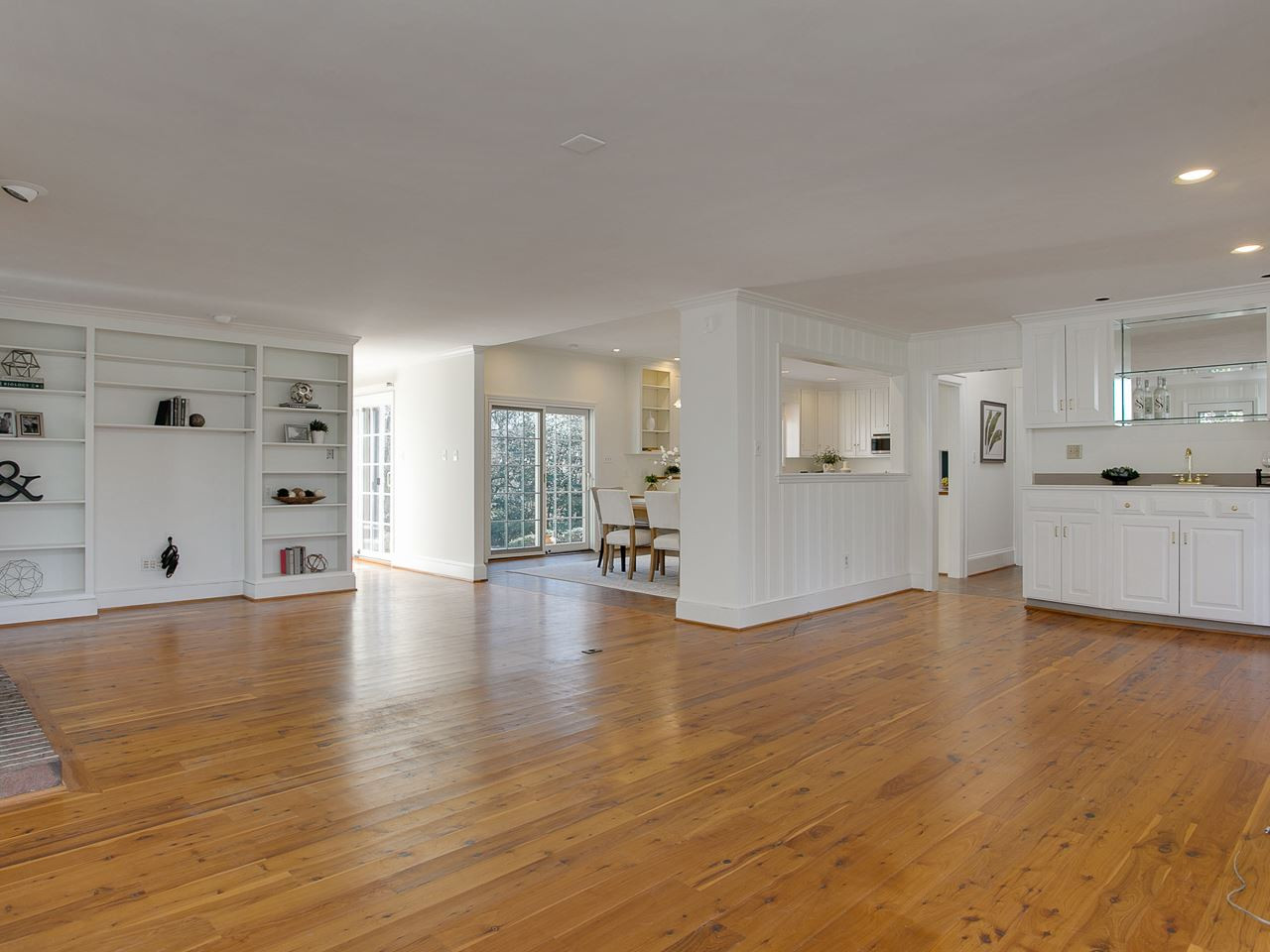 2114 White Oak Road Raleigh, NC 27608 - Photo 7 of 30 Photo 7