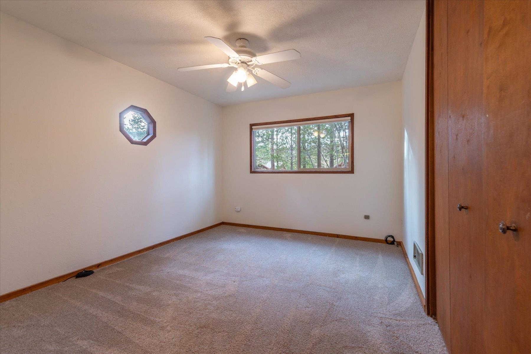 14217 Gyrfalcon Street Truckee, CA 96161 - Photo 7 of 25