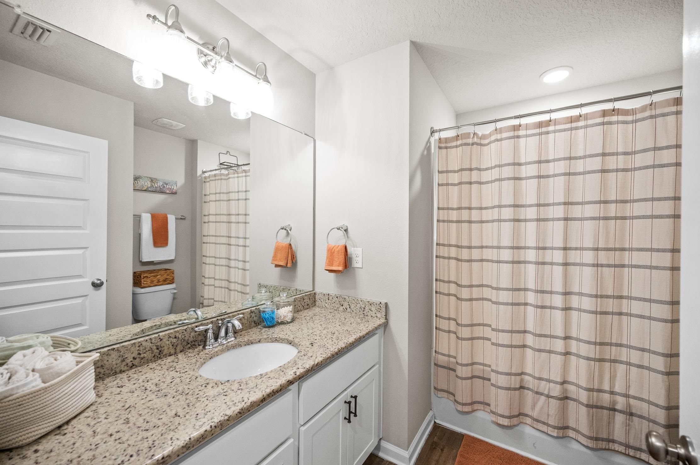 8299 Ogilvy Court Daphne, AL 36526 - Photo 19 of 35 Bathroom