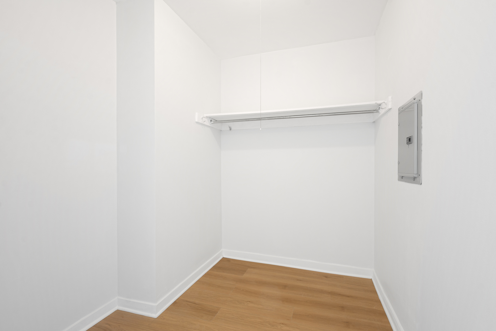 655 West Irving Park Road, Unit 1114 Chicago, IL 60613 - Photo 16 of 23