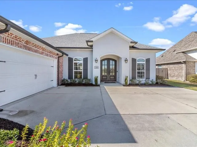 $449,000 | 109 Cove Glen Lane, Luling, LA 70070