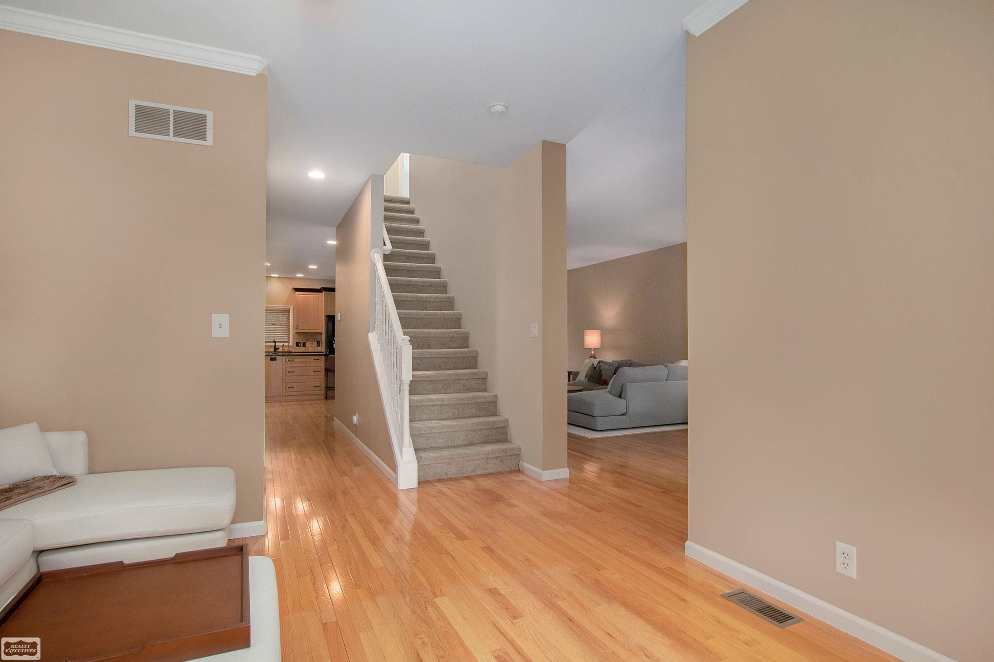 5235 Greer Road West Bloomfield, MI 48324 - Photo 13 of 40 Wood floors