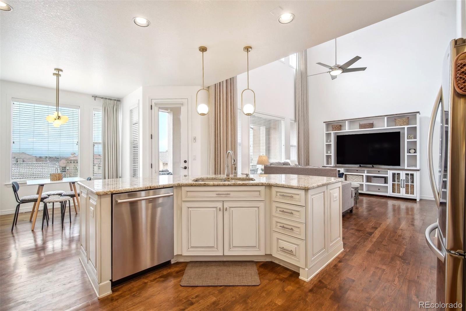 9507 Pendio Court Highlands Ranch, CO 80126 - Photo 18 of 50 Gallery Image 18