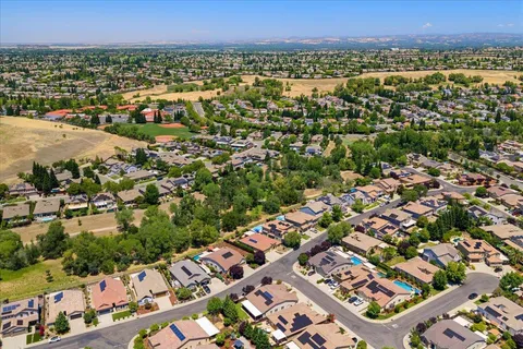 $945,000 | 2878 Fantail Lane, Lincoln, CA 95648