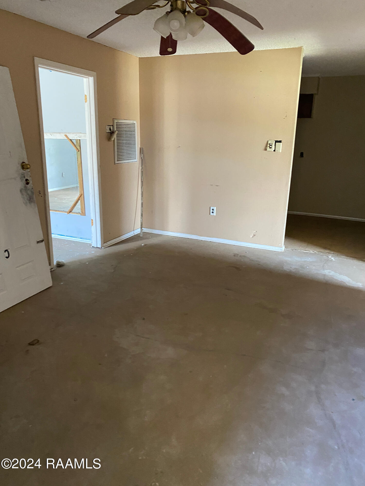 605 Colorado Road, Unit AD Duson, LA 70529 - Photo 11 of 38 IMG_5895