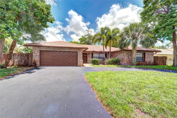 $4,500 | 8859 Northwest 3rd Court, Coral Springs, FL 33071