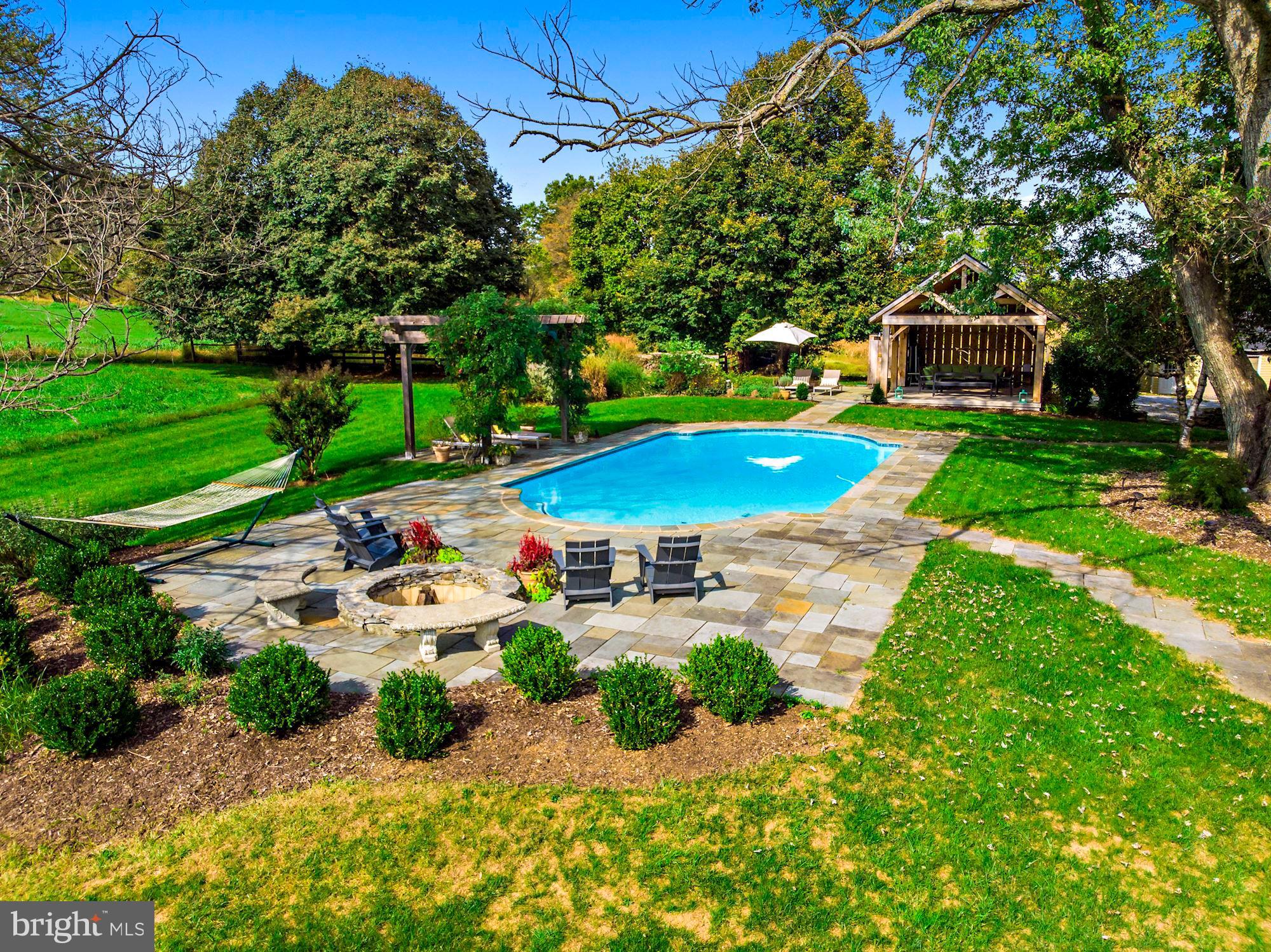 35422 Paxson Road Round Hill, VA 20141 - Photo 4 of 44 Best backyard ever