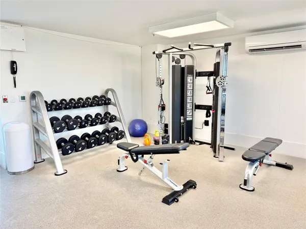 $2,862 | 2102 Mechanic Street, Unit 201, Galveston, TX 77550