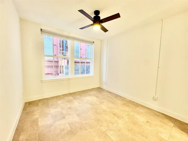 $2,862 | 2102 Mechanic Street, Unit 201, Galveston, TX 77550