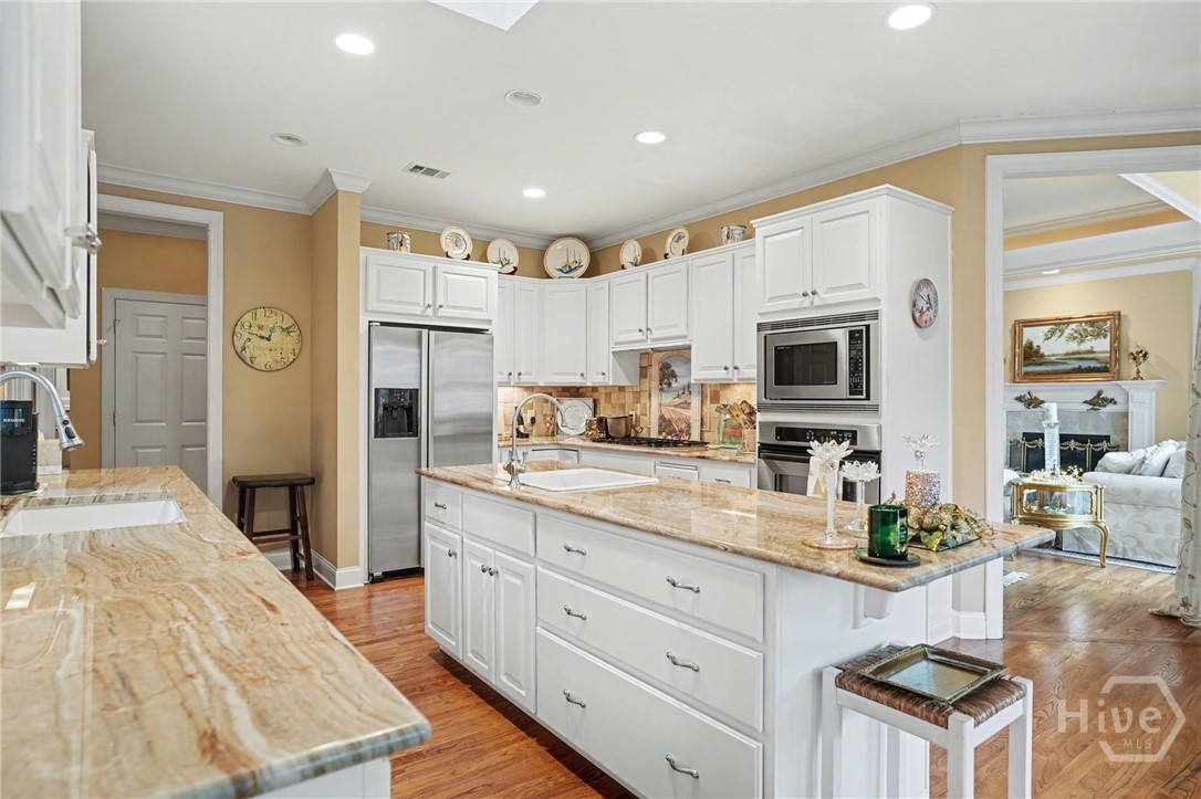 12 Seawatch Drive Savannah, GA 31411 - Photo 6 of 35 Kitchen