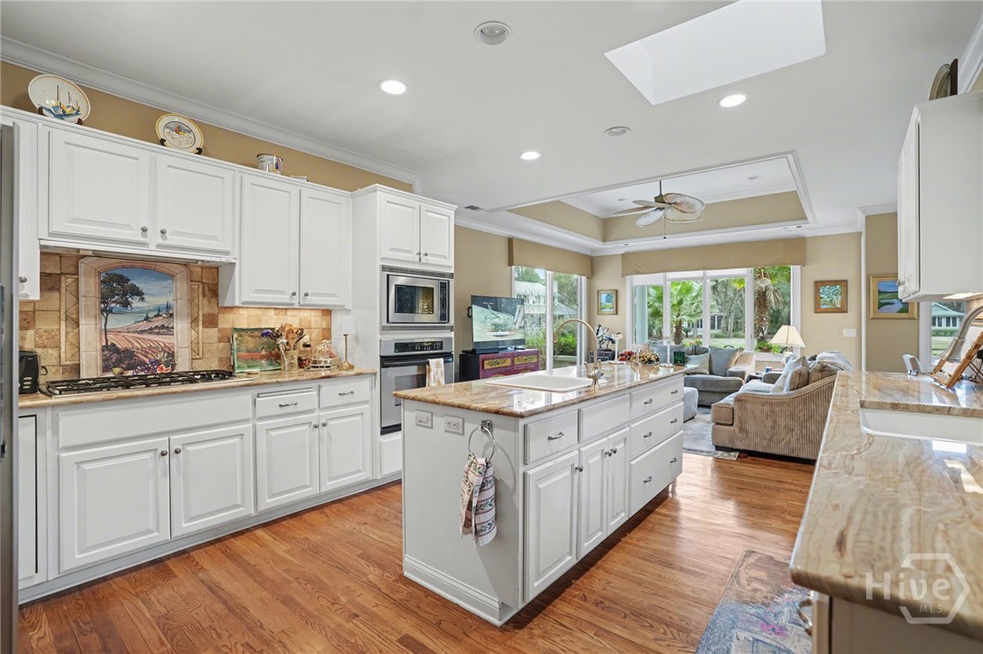 12 Seawatch Drive Savannah, GA 31411 - Photo 7 of 35 Kitchen