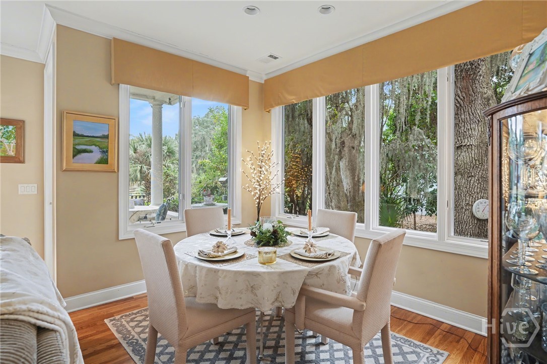 12 Seawatch Drive Savannah, GA 31411 - Photo 8 of 35 Eat in kitchen area