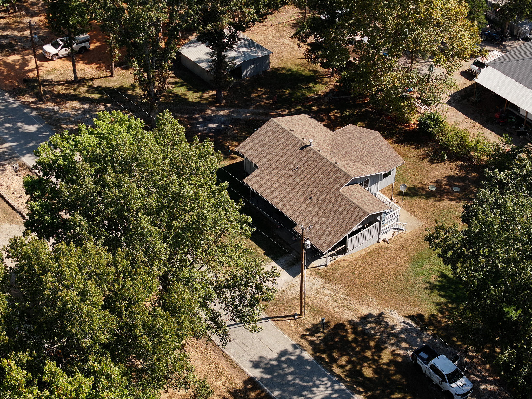 184 South Heatherwood Road Shell Knob, MO 65747 - Photo 10 of 42 dji_fly_20260904_232344_0007_17885513101
