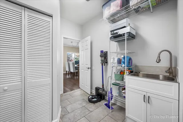 $339,900 | 2232 Vanderbilt Drive, Geneva, IL 60134