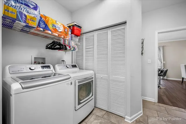 $339,900 | 2232 Vanderbilt Drive, Geneva, IL 60134