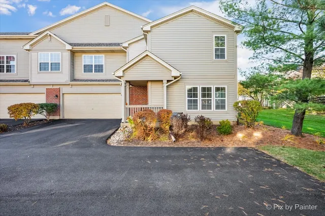 $339,900 | 2232 Vanderbilt Drive, Geneva, IL 60134