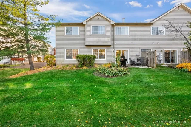 $339,900 | 2232 Vanderbilt Drive, Geneva, IL 60134