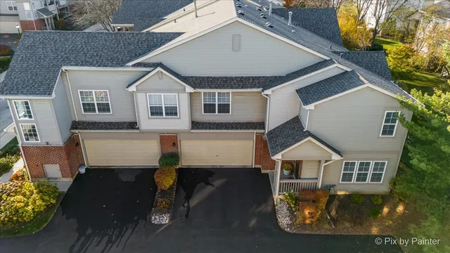 $339,900 | 2232 Vanderbilt Drive, Geneva, IL 60134