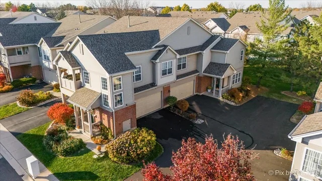 $339,900 | 2232 Vanderbilt Drive, Geneva, IL 60134