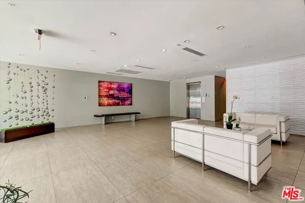 $998,000 | 11657 Chenault Street, Unit 202, Los Angeles, CA 90049