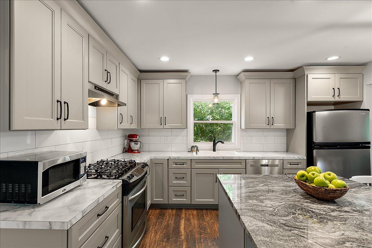 1025 Graafschap Road Holland, MI 49423 - Photo 11 of 51 28-1025 Graafschap Rd-28