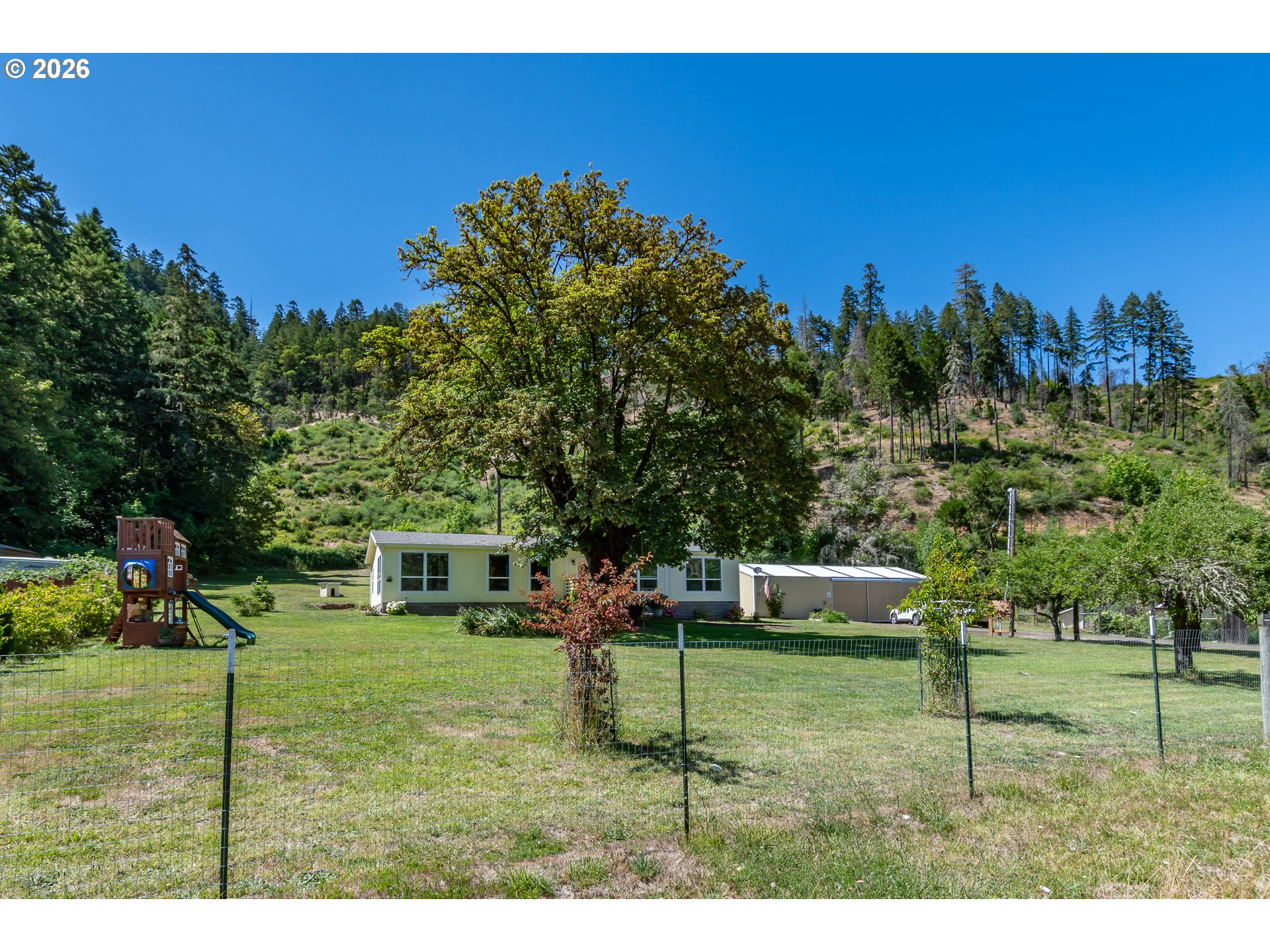 5833 Hubbard Creek Road Umpqua, OR 97486 - Photo 44 of 48 Exterior