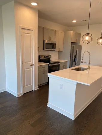 $1,675 | 1677 54th Avenue North, Unit 407, Nashville, TN 37209