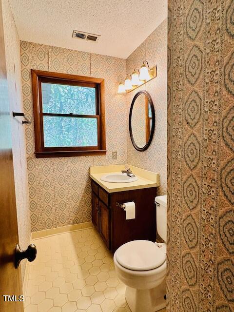 6208 Rushingbrook Drive Raleigh, NC 27612 - Photo 6 of 11 One of two full bathrooms.