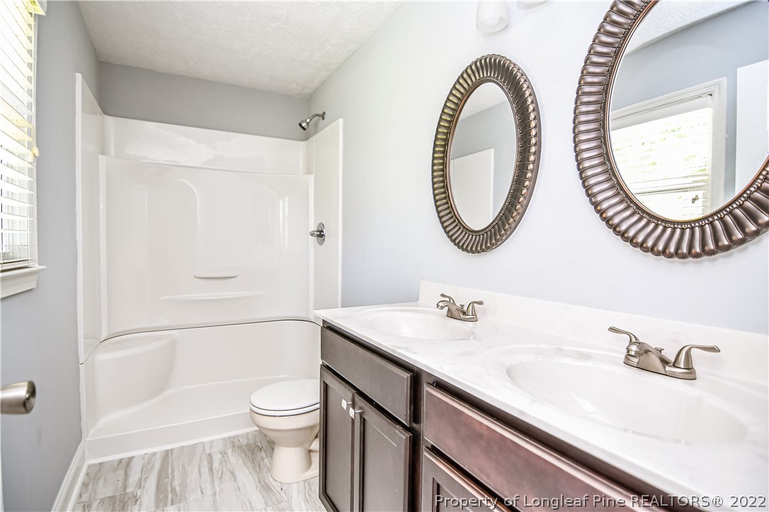 1707 Middle Road Eastover, NC 28312 - Photo 10 of 27 Gallery Image 10
