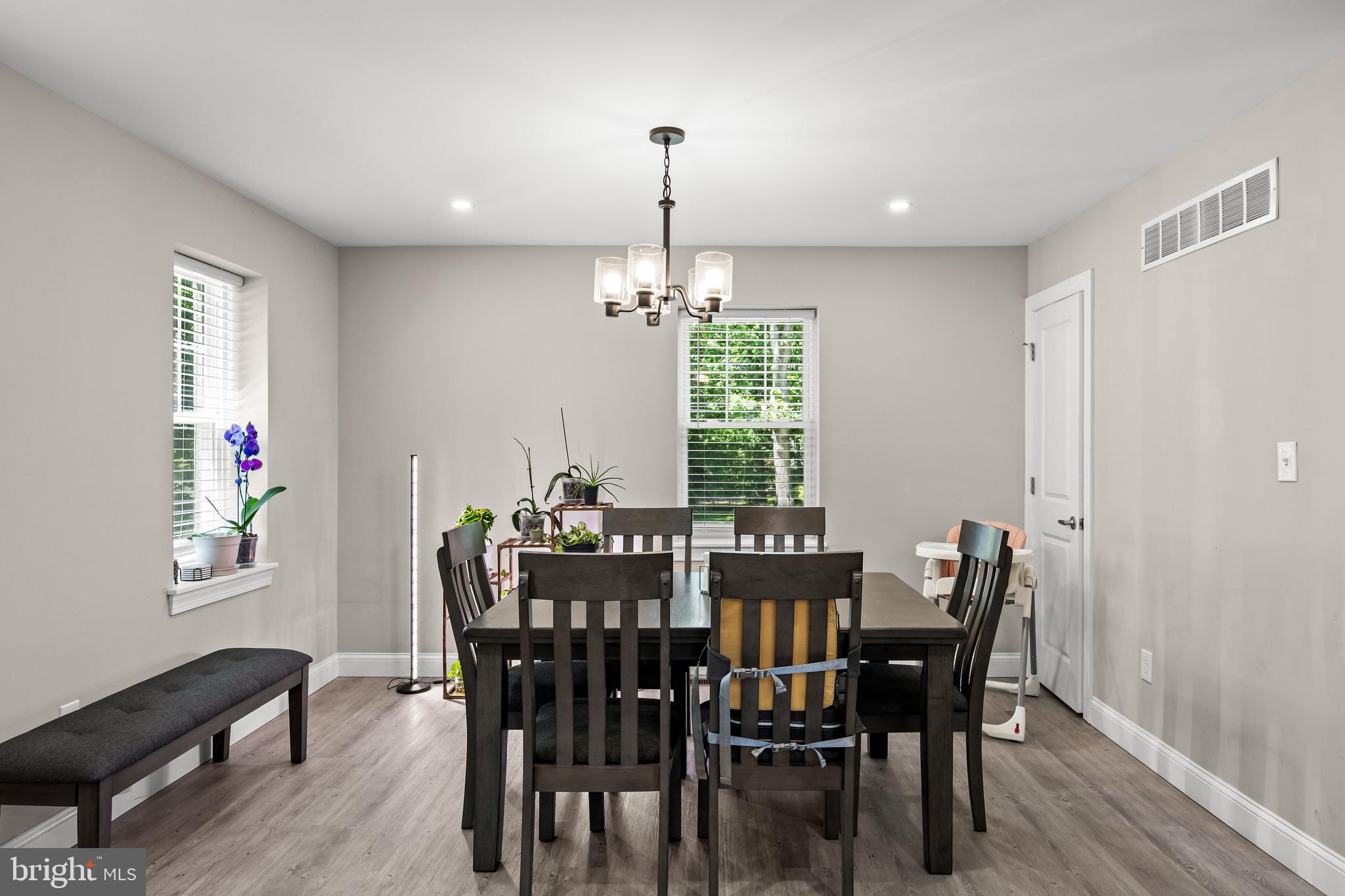 62 Higgins Avenue Clementon, NJ 08021 - Photo 14 of 30 Dining Room