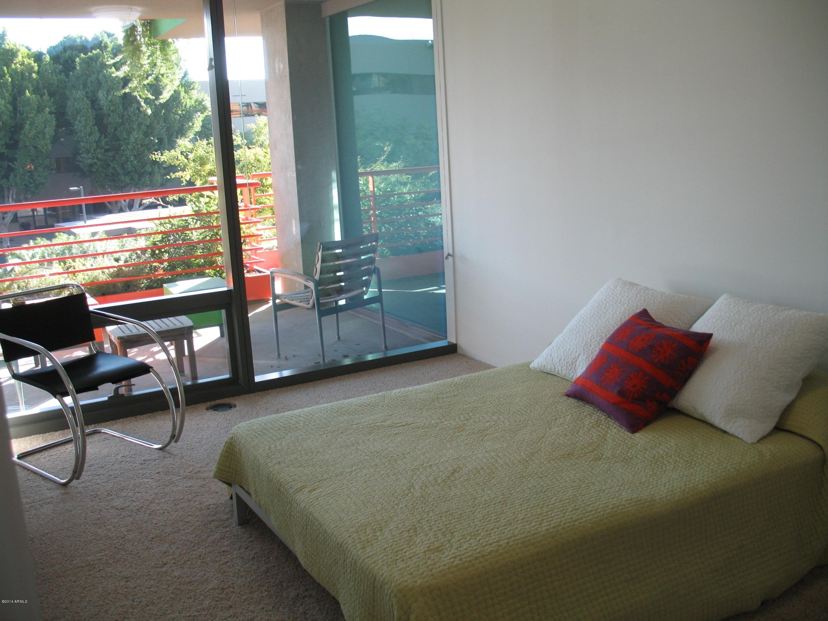 6895 East Camelback Road, Unit 3005 Scottsdale, AZ 85251 - Photo 11 of 17 Master with Sitting Area