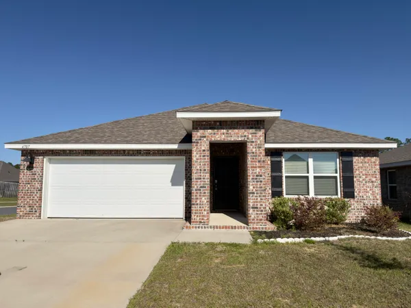 $297,500 | 4707 Airmen Drive, Crestview, FL 32539