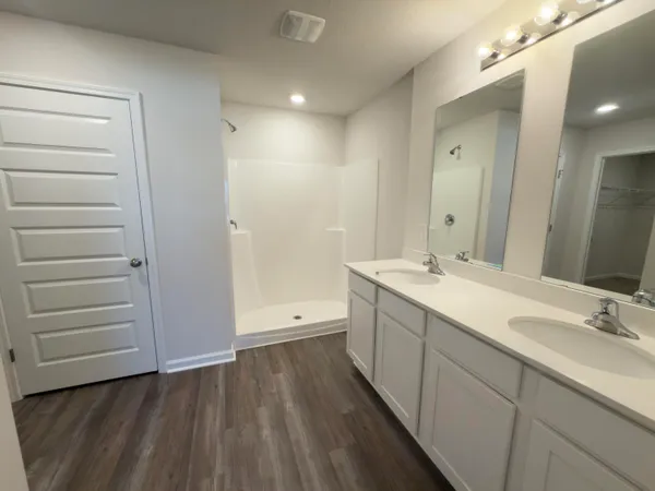 $297,500 | 4707 Airmen Drive, Crestview, FL 32539