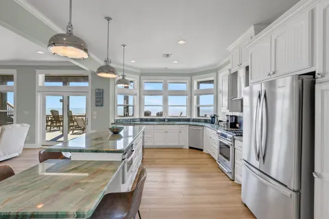 $1,350,000 | 2396 Sand Drift Lane, Crystal Beach, TX 77650