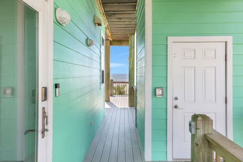 $1,350,000 | 2396 Sand Drift Lane, Crystal Beach, TX 77650