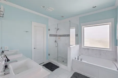 $1,350,000 | 2396 Sand Drift Lane, Crystal Beach, TX 77650