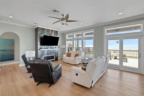 $1,350,000 | 2396 Sand Drift Lane, Crystal Beach, TX 77650