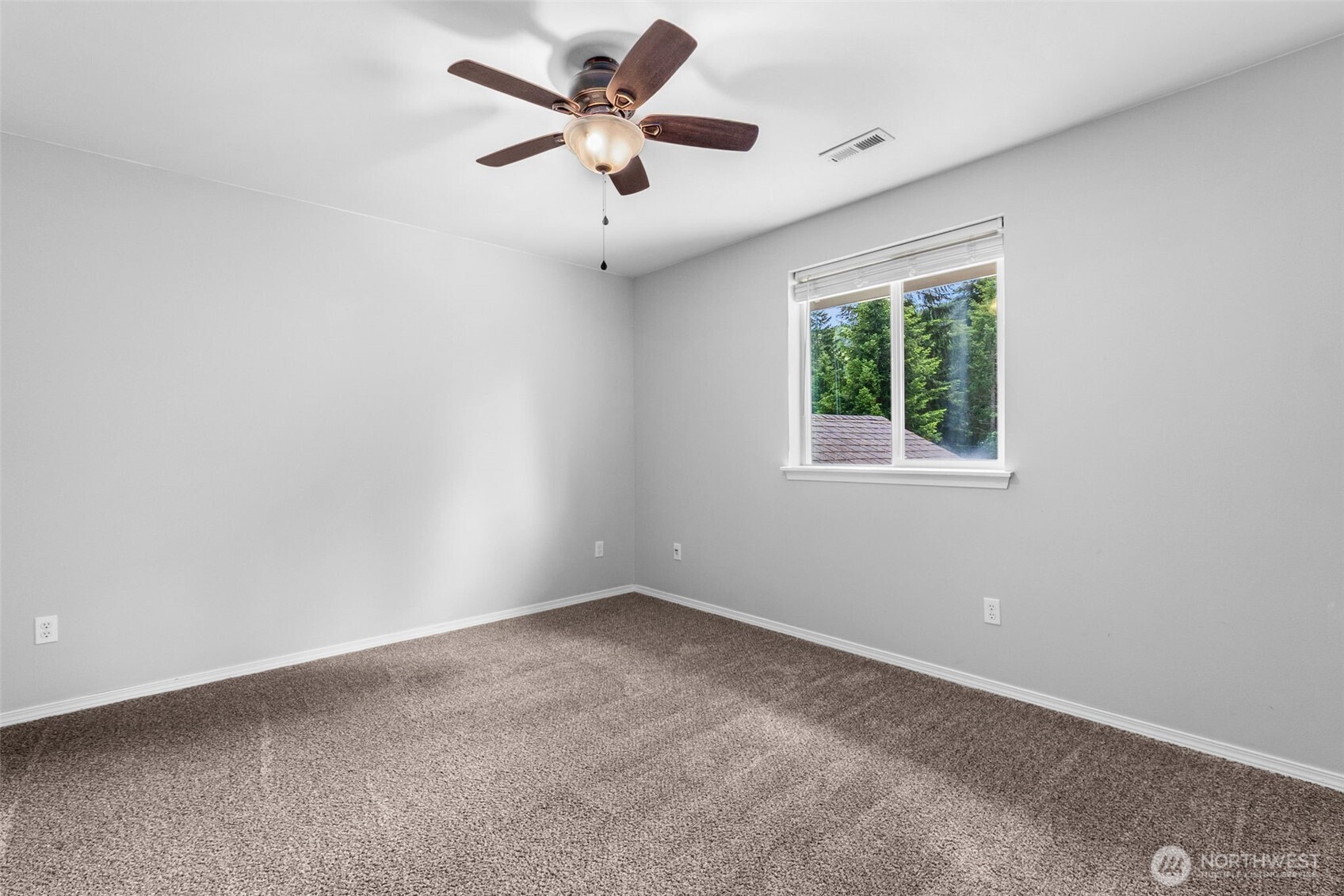 17718 Mulqueen Road Southeast Rainier, WA 98576 - Photo 28 of 40