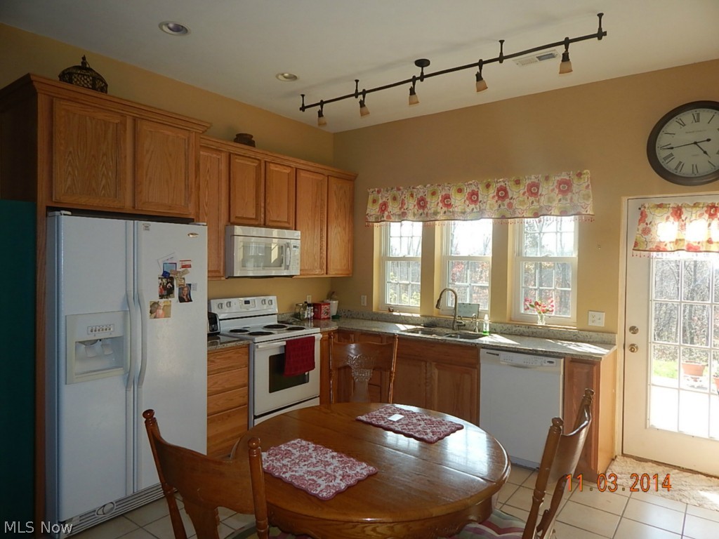 55377 Iowa Road Cumberland, OH 43732 - Photo 3 of 13 Gallery Image 3