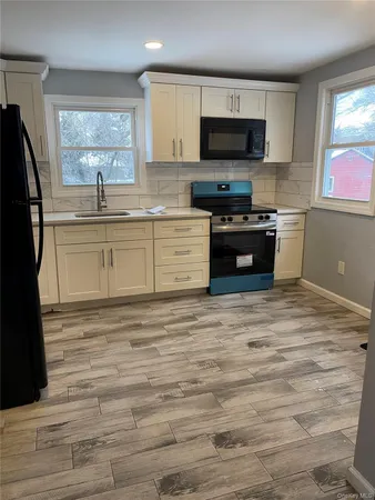 $3,000 | 80 Hillwood Drive, Huntington Station, NY 11746