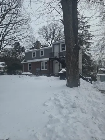 $3,000 | 80 Hillwood Drive, Huntington Station, NY 11746